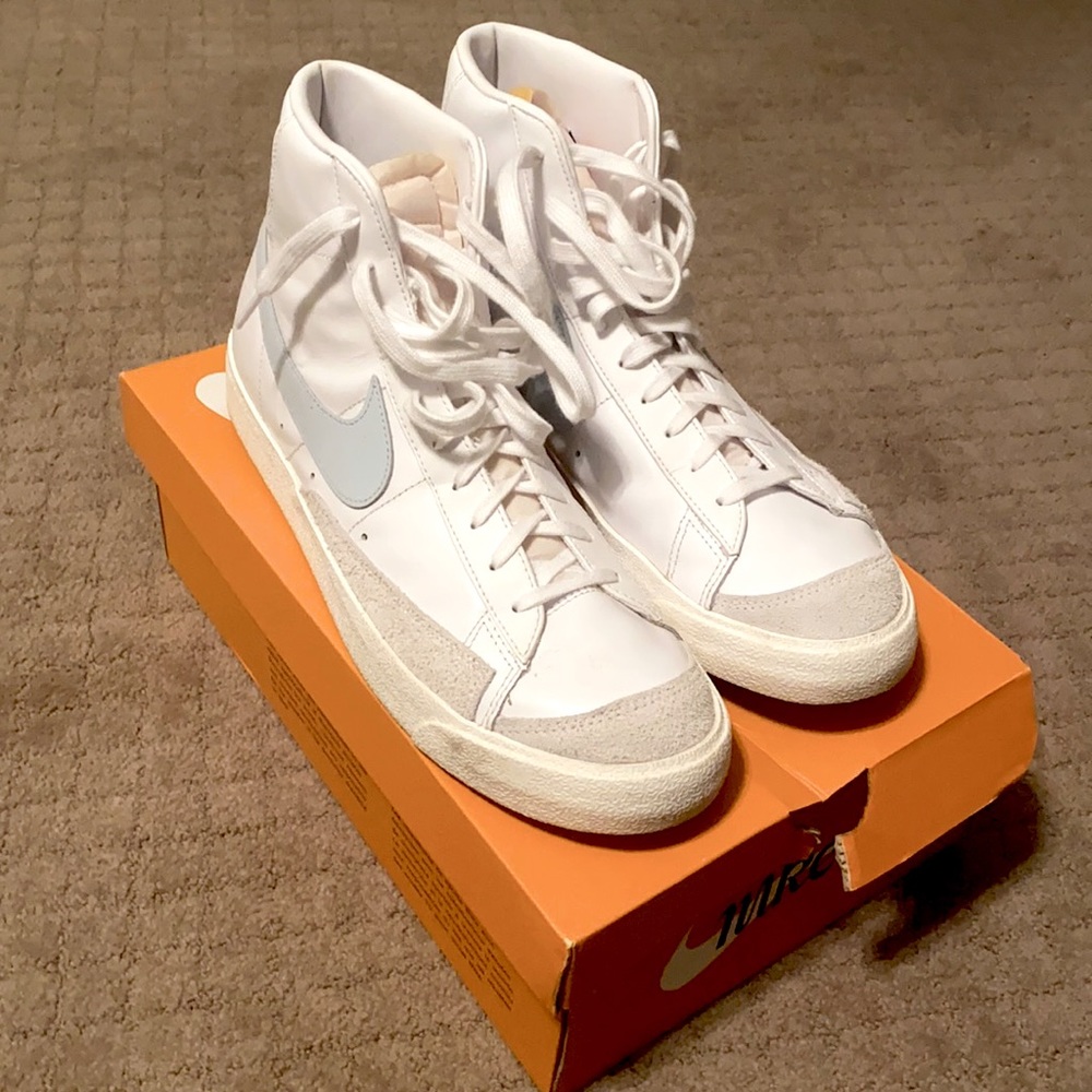 Men’s size13 Women’s size14.5 blazer mid ‘77 vntg